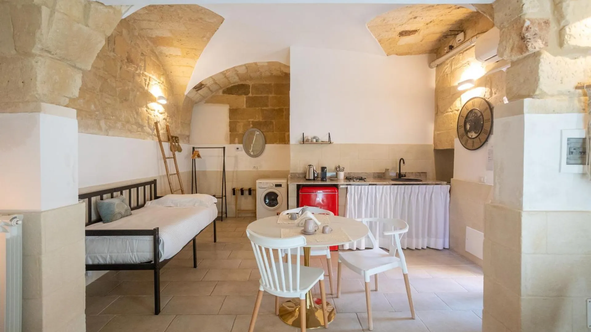 Appartamento Fjore Di Lecce, Camere & Caffe