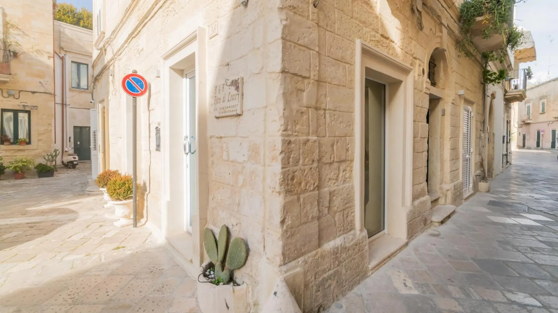 Fjore Di Lecce, Camere & Caffe 0*, Lecce
