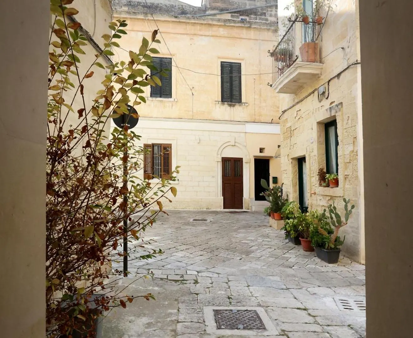 Fjore Di Lecce, Camere & Caffe Lecce